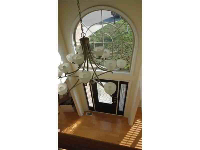 148 Riverwatch Dr - Photo 2 of 18