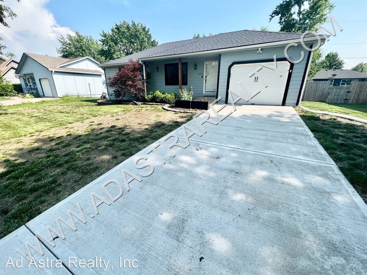 33285 W 87th Ter - Photo 2 of 32