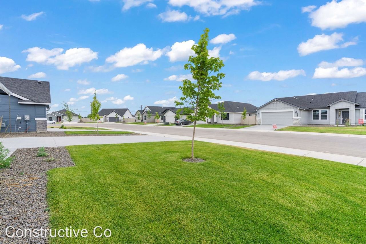 5119 Clearfield Ct - Photo 3 of 25