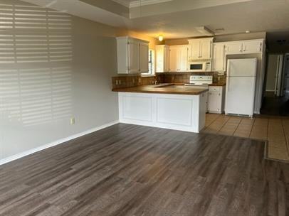 104 Apache Trail - Photo 2 of 18