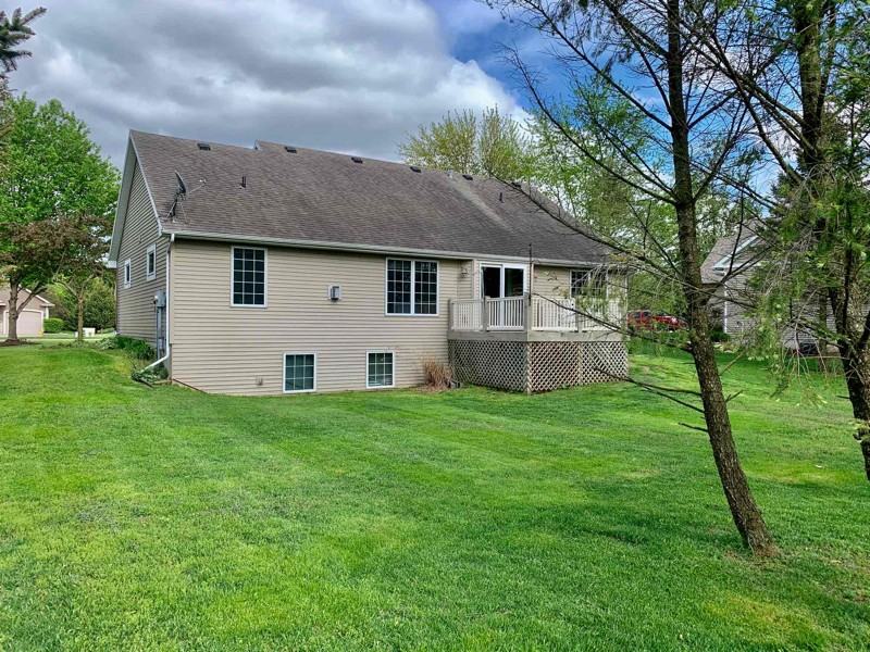 4619 Pier Ct - Photo 2 of 19