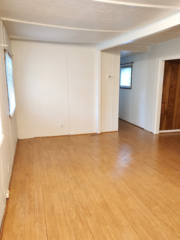 133 Hillcrest Rd - Photo 3 of 10