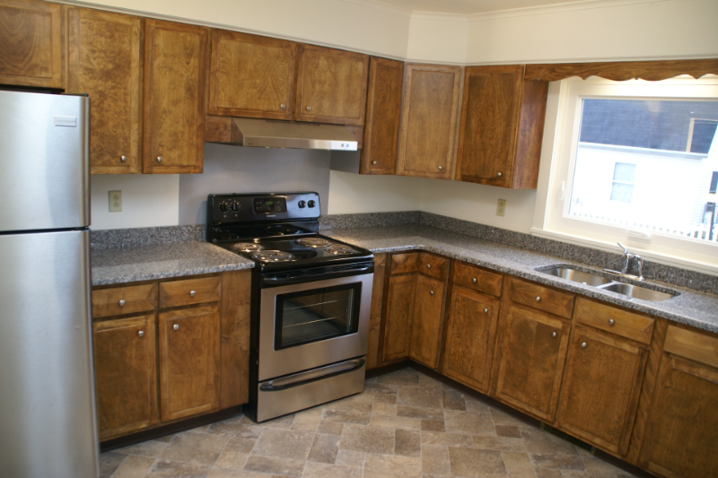 619 Hepburn St - Photo 3 of 20