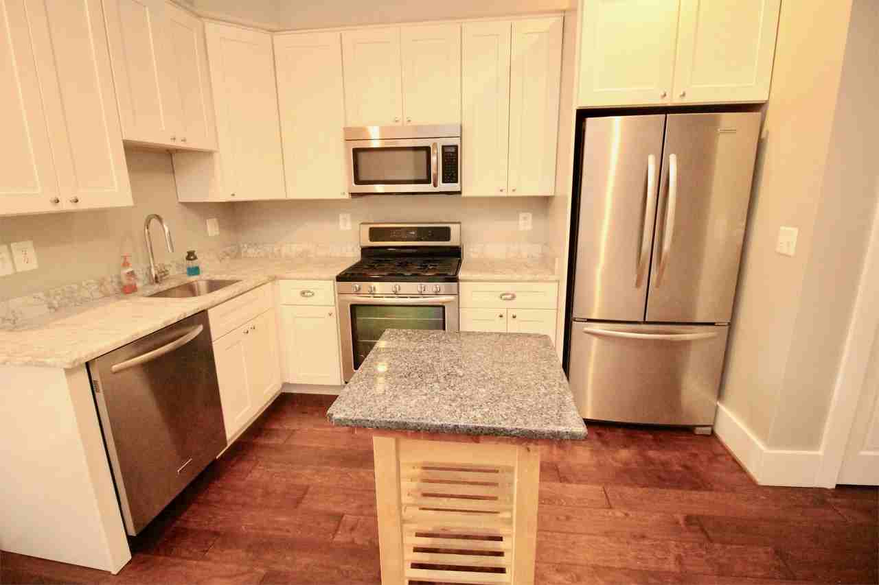 3021 Sherman Ave Nw #1 - Photo 4 of 19