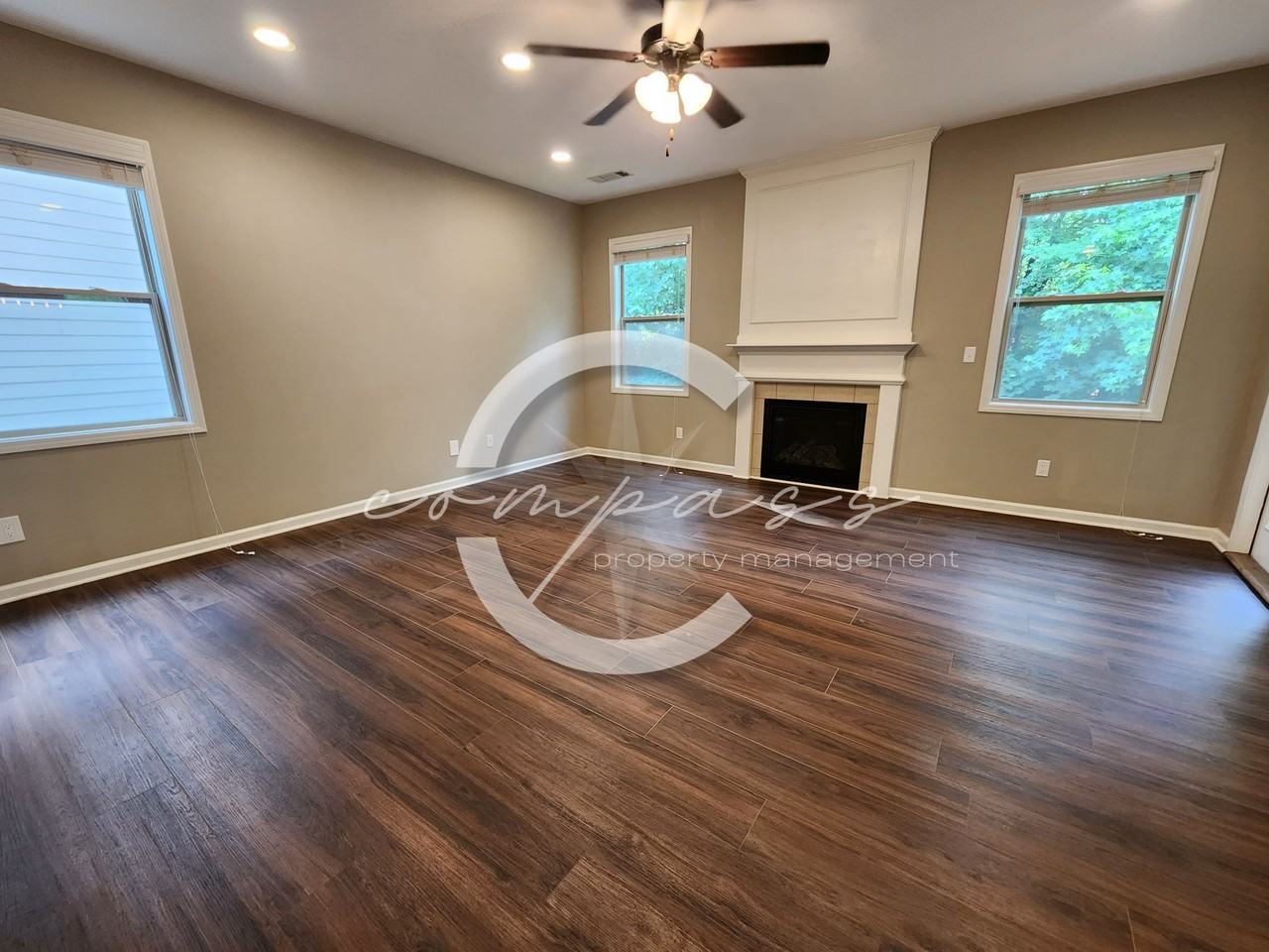 285 Shaw Dr - Photo 3 of 39