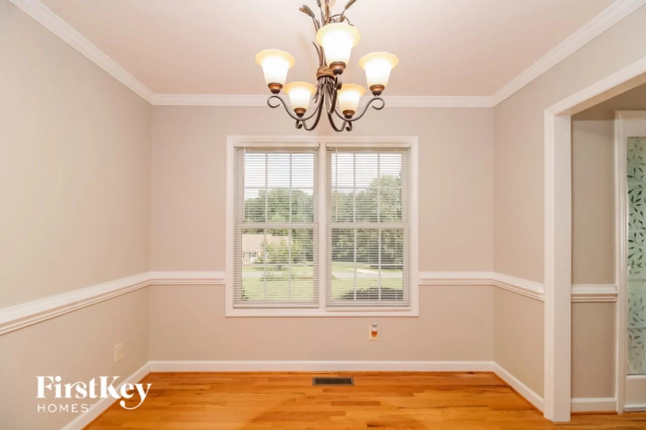 115 Hagen Rd - Photo 2 of 12