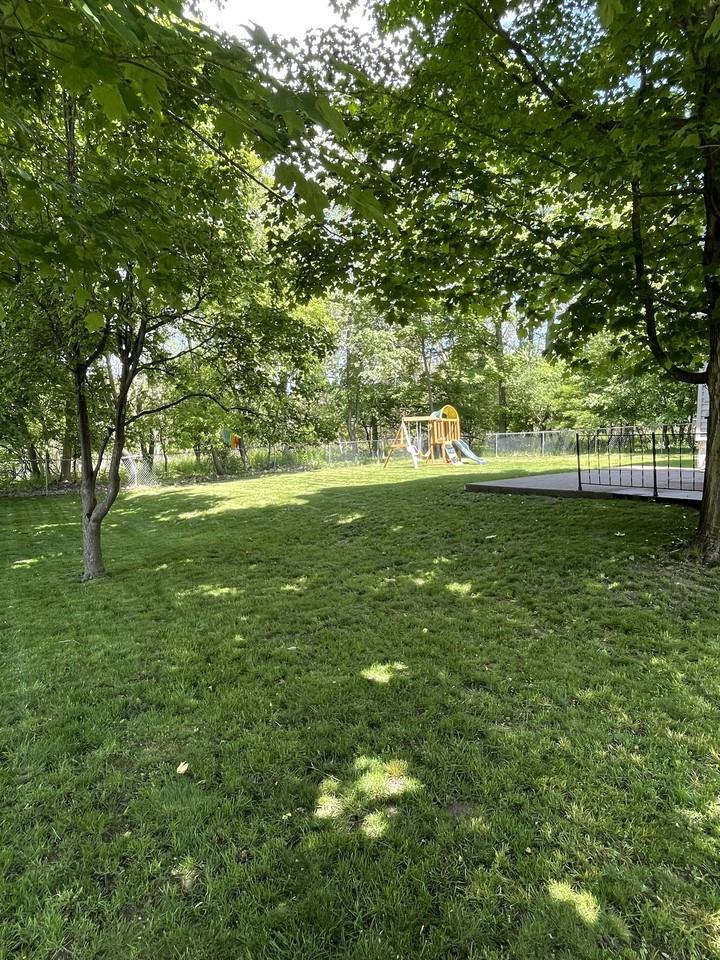 232 Chestnut St - Photo 3 of 32