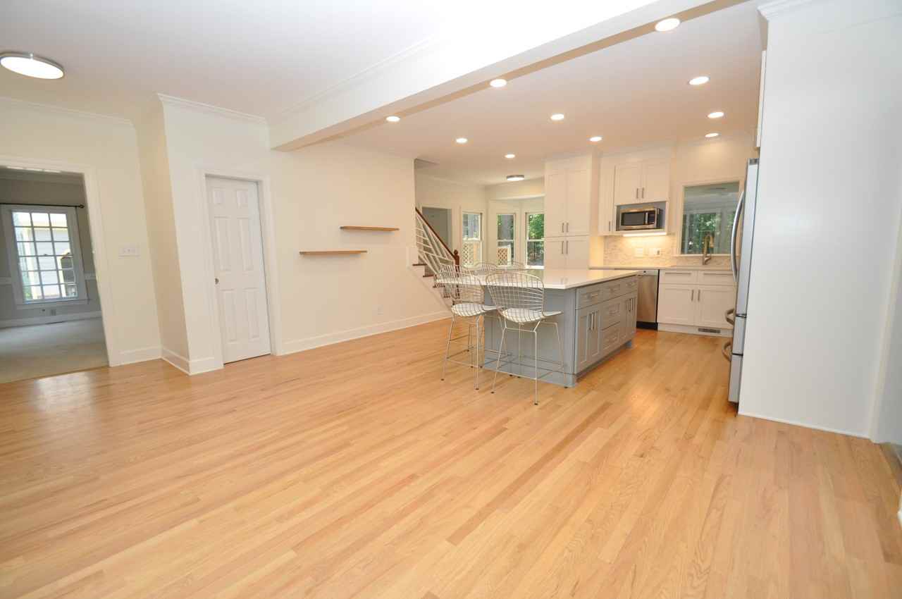 6121 Chowning Ct - Photo 3 of 50