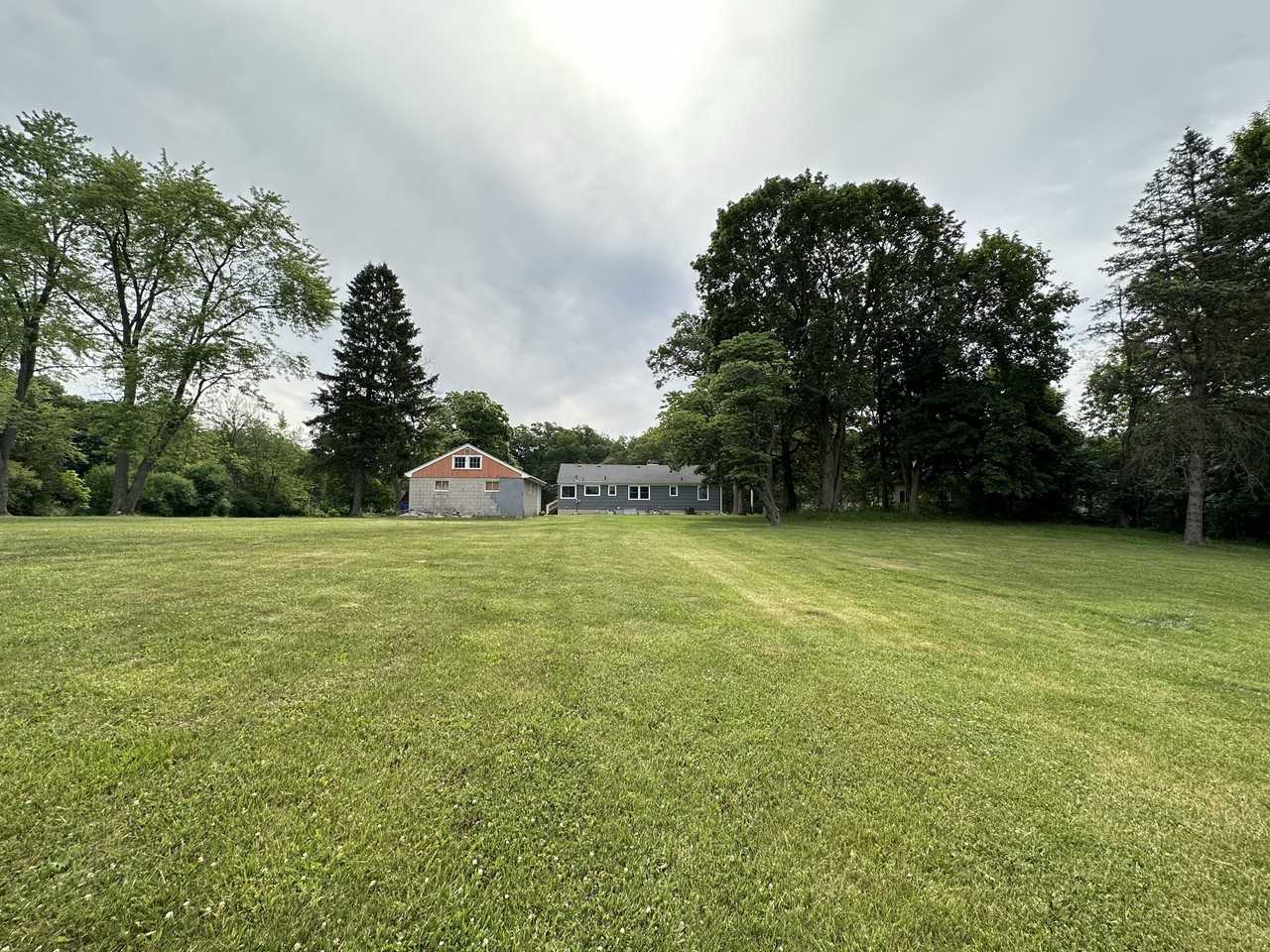 12920 Cedar Lake Rd - Photo 3 of 20