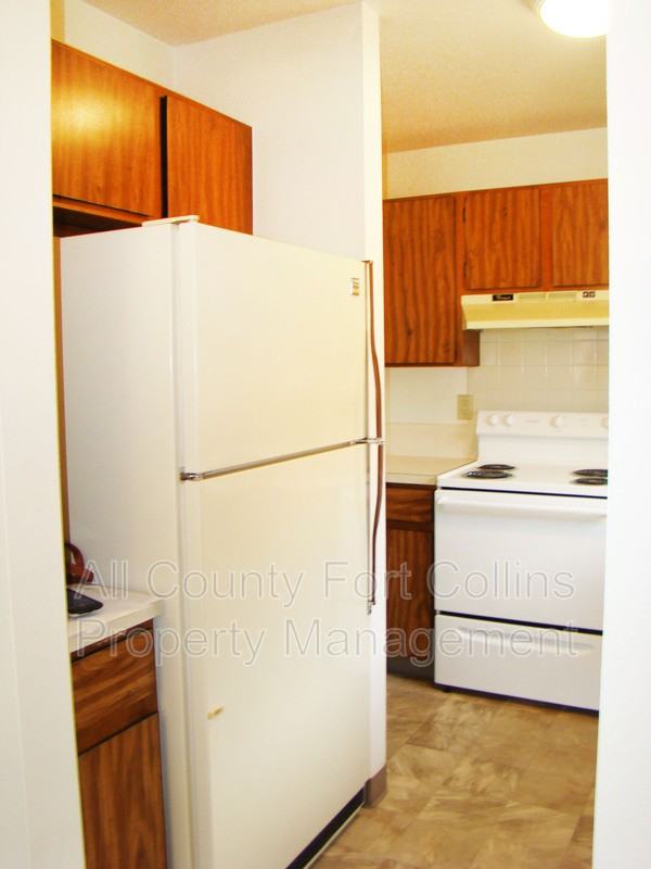 421 Mulberry Dr #1 - Photo 7 of 14