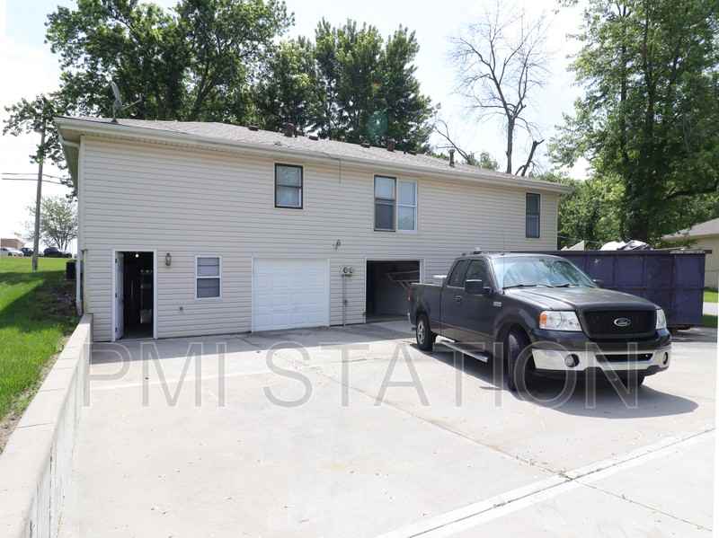 502 N Jennings Rd - Photo 2 of 38