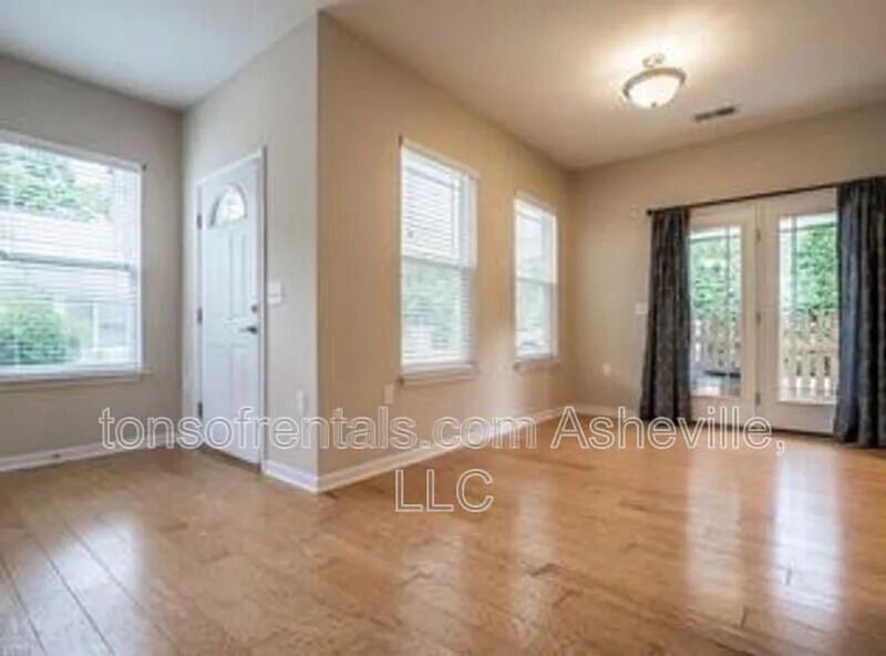 277 Old Farm School Rd - Photo 3 of 17