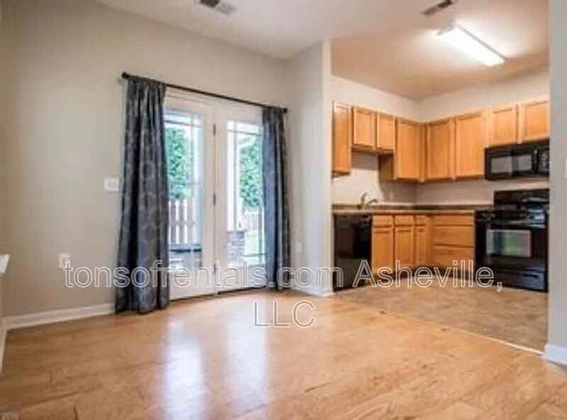 277 Old Farm School Rd - Photo 7 of 17