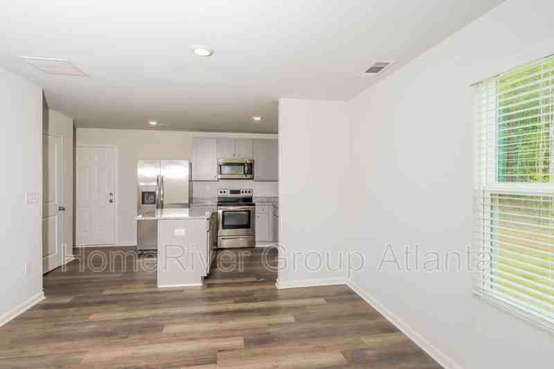 108 Loblolly Ln - Photo 3 of 20