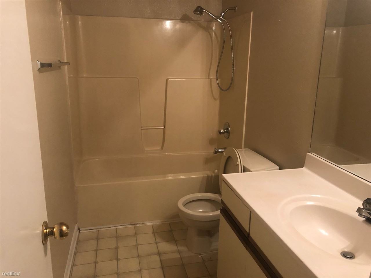 713 Navajo Trl - Photo 2 of 9