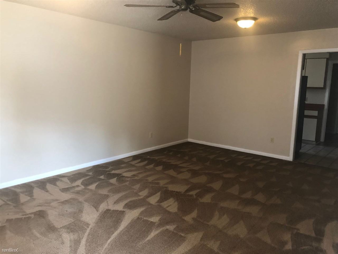 816 Navajo Trl - Photo 2 of 9