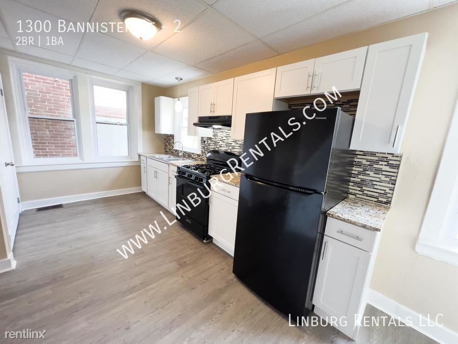 1300 Bannister St - Photo 2 of 11