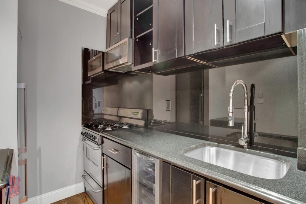 W 52nd St #6C - Photo 2 of 6