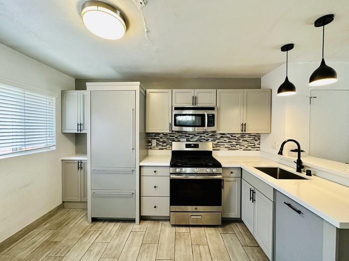 59 N Euclid Ave #59 - Photo 2 of 11