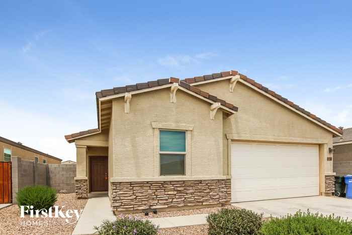 9738 W Getty Dr - Photo 2 of 15