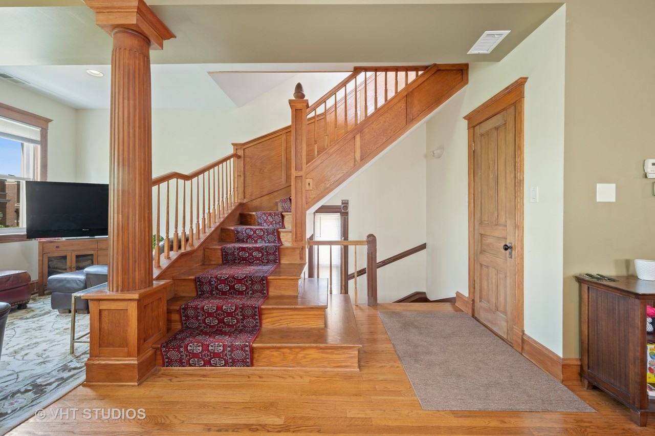 3629 N Wayne Ave #3 - Photo 2 of 23