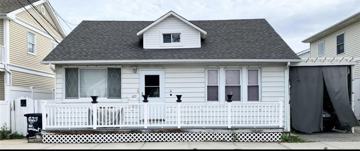 featured image of 623 West Walnut Street