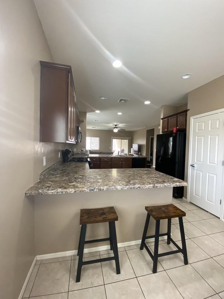 731 S Ramsay Pollard Pl #1 - Photo 3 of 31