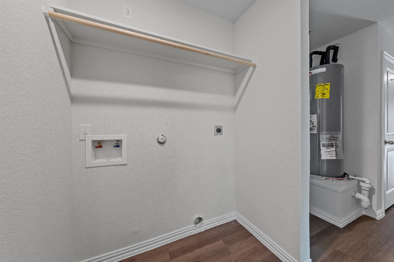 1108 Rose St #B - Photo 5 of 16