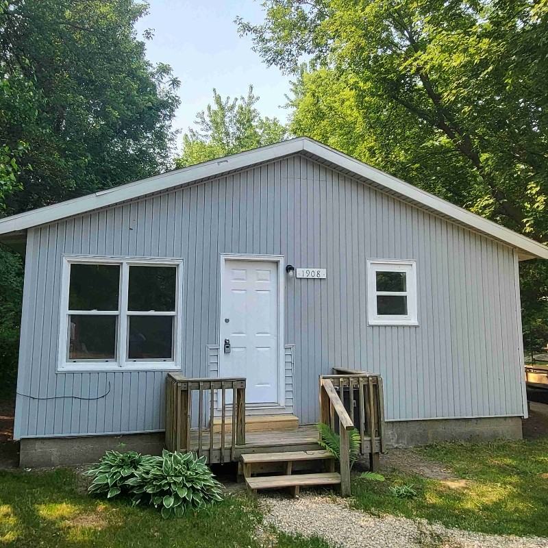 1908 Taube Ave - Photo 2 of 11