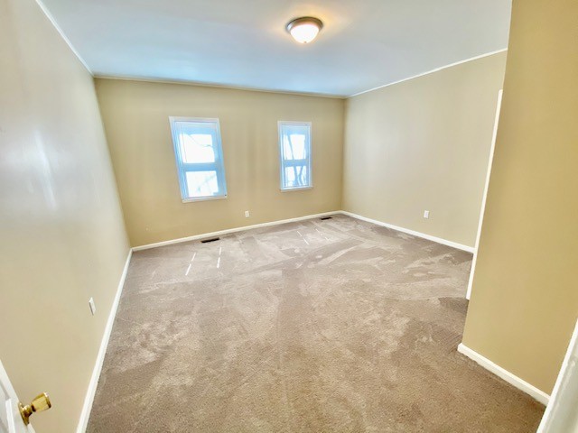 2705 W Maryland St #1 - Photo 5 of 13