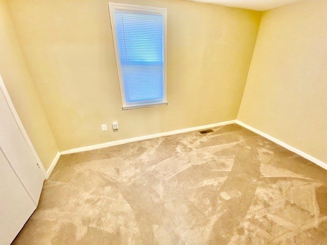 2705 W Maryland St #1 - Photo 6 of 13