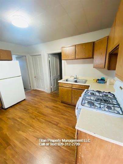 527 Merritt Ave #2 - Photo 2 of 15