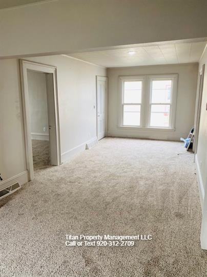 527 Merritt Ave #2 - Photo 4 of 15