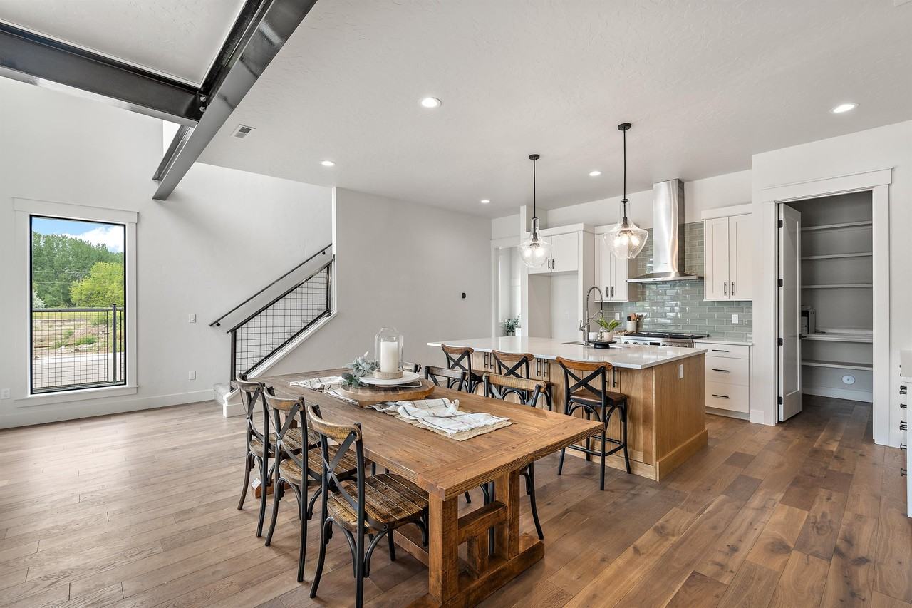 2500 W Iron Coop St #1 - Photo 6 of 32