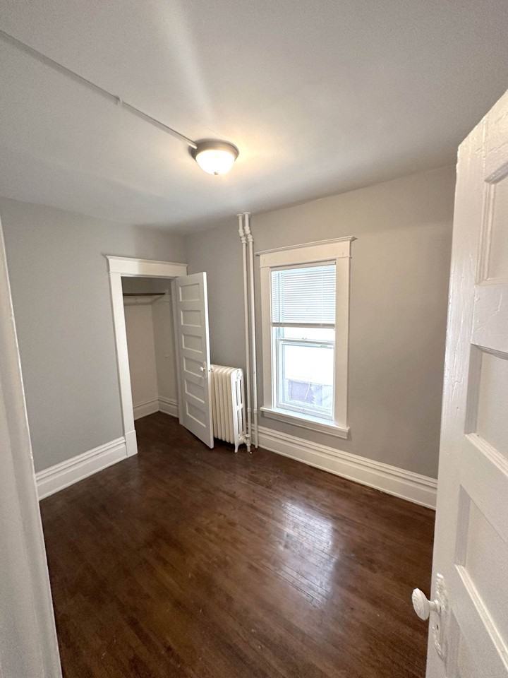 Uptown Flats - Photo 3 of 4