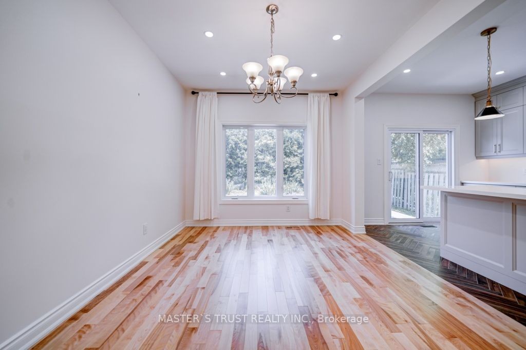 634 College Manor Drive #None - Photo 3 of 6