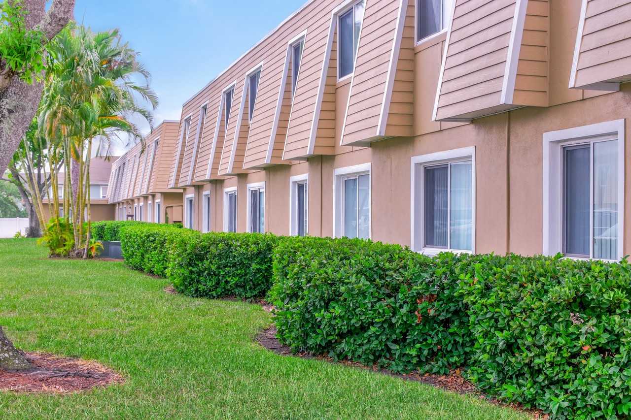 Serenity Lane - Photo 4 of 30