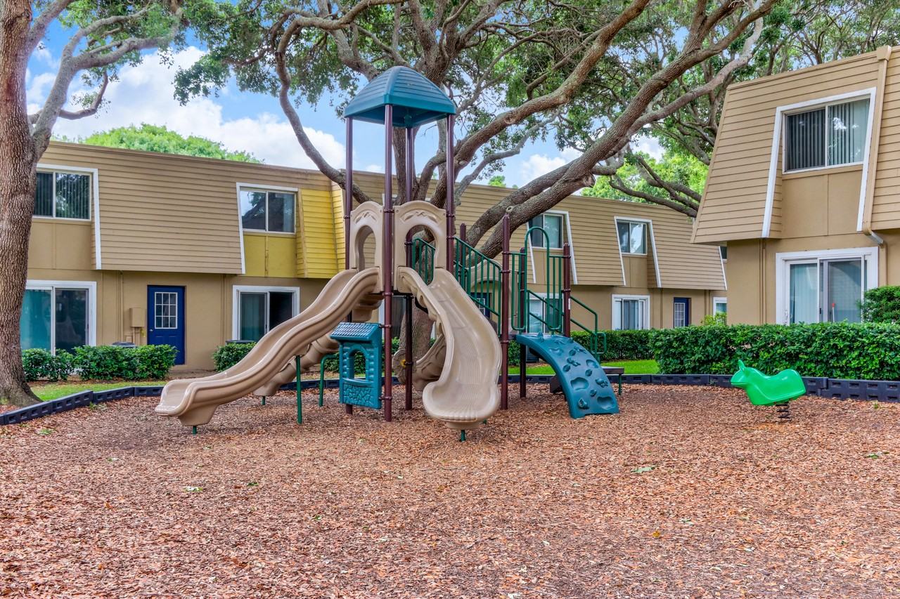 Serenity Lane - Photo 6 of 30