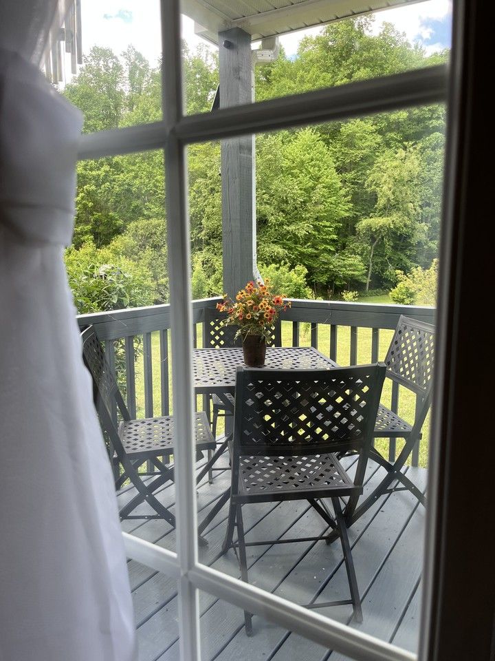 1140 Terrys Gap Road - Photo 2 of 27