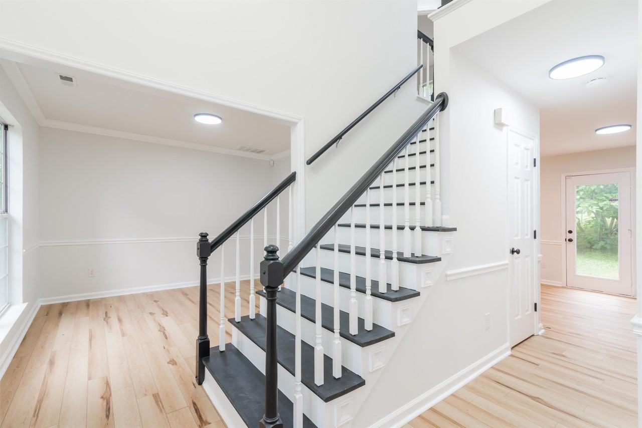 8413 Woodford Bridge Dr #1 - Photo 4 of 41