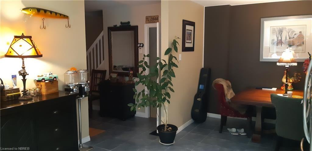 MCLAREN STREET (541) - Photo 2 of 14