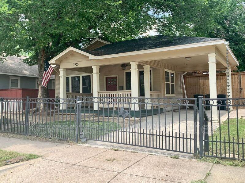 1905 S Henderson St - Photo 2 of 32