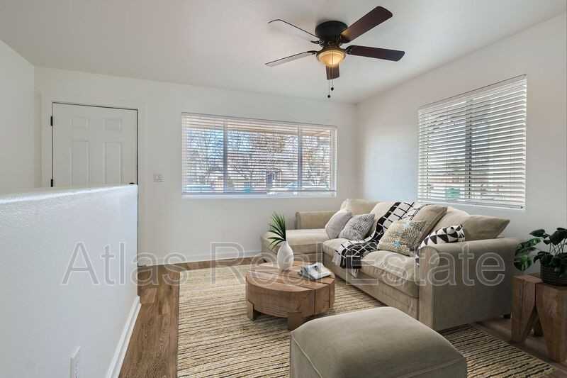 3708 3708 - Photo 2 of 13