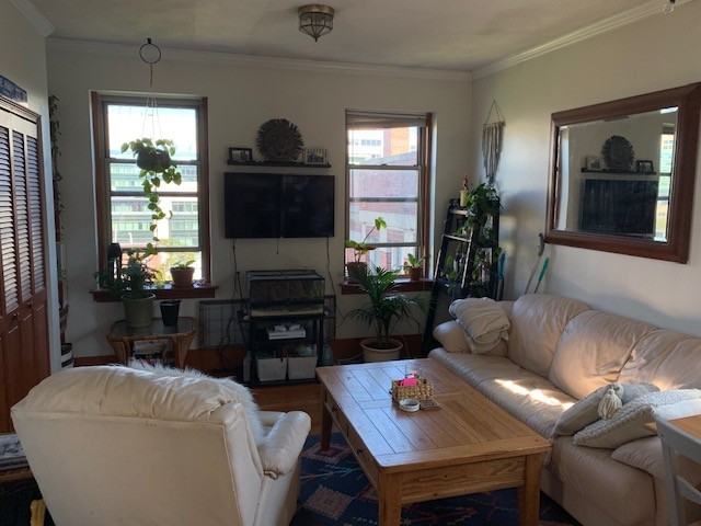 34 South Russell Street #5R