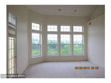 18 Barbican Way #18 - Photo 3 of 21