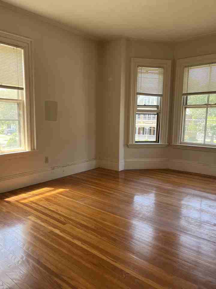 136 Woburn Street #2 - Photo 3 of 7