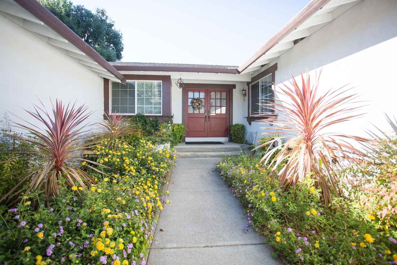 3045 Diablo Shadow Dr #NA - Photo 2 of 37