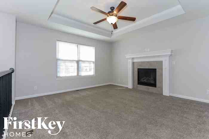 11117 Highview Rd - Photo 3 of 15