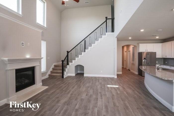 7208 Windy Meadow Dr - Photo 3 of 15