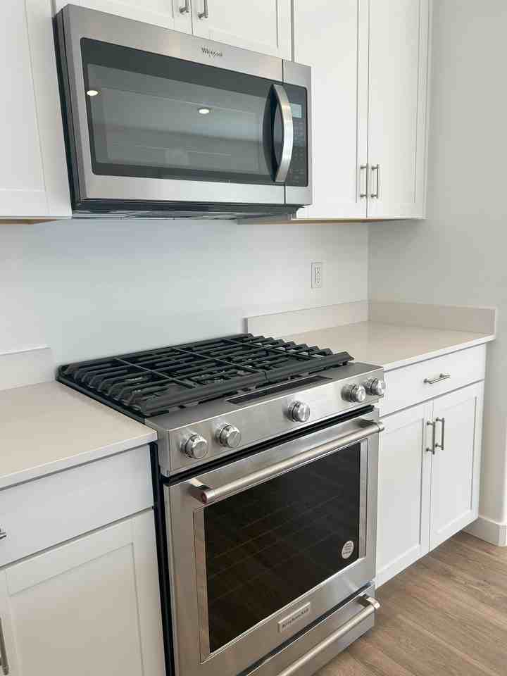 613 N Pear Dr #1 - Photo 6 of 27